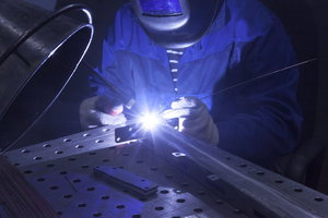 Соблюдение безопасности при сварке